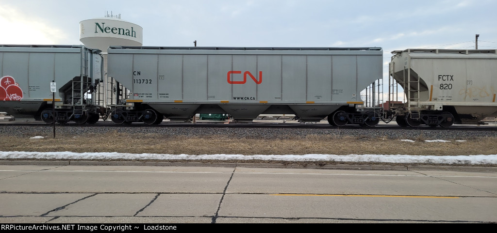 CN 113732